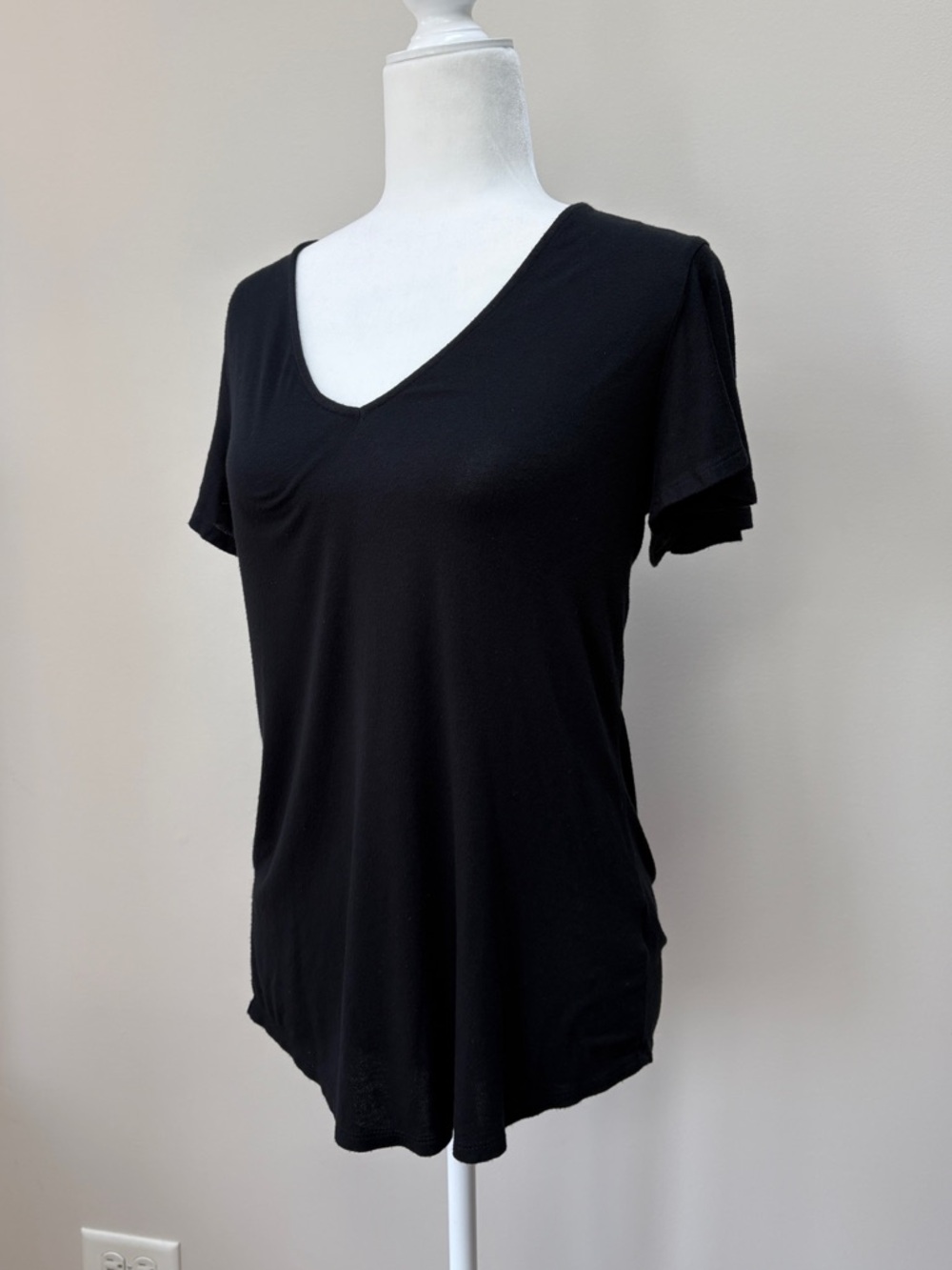 Gibson Black V-Neck Short Flutter Sleeve T-Shirt